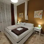 Zeljko\'S Luxury Hostel